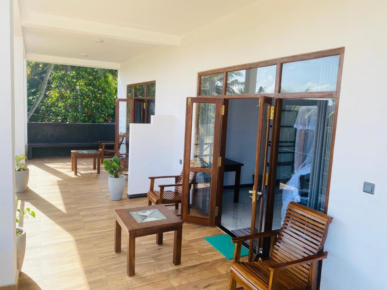 מיריסה The Wave'S Guest House מראה חיצוני תמונה