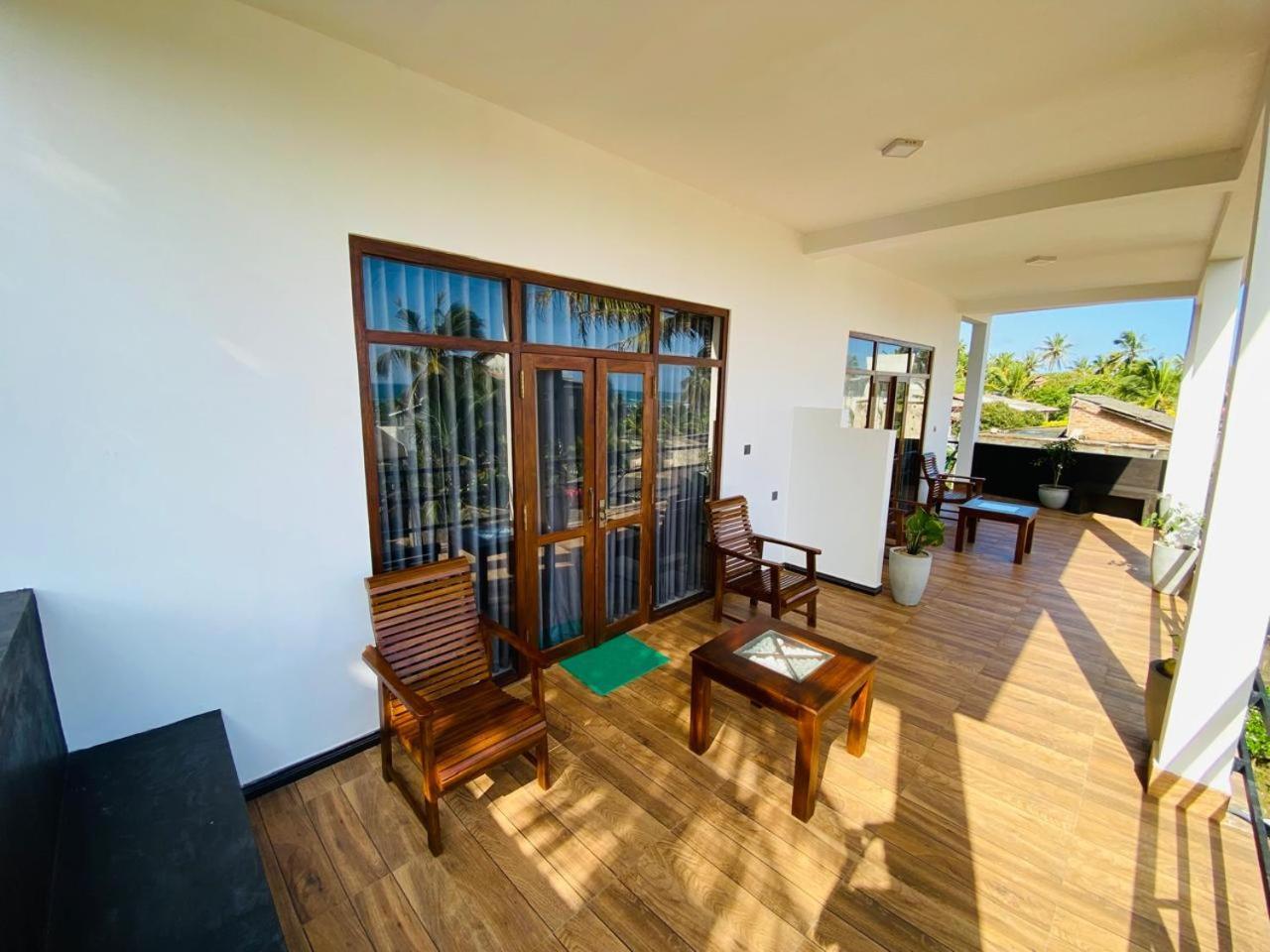 מיריסה The Wave'S Guest House מראה חיצוני תמונה
