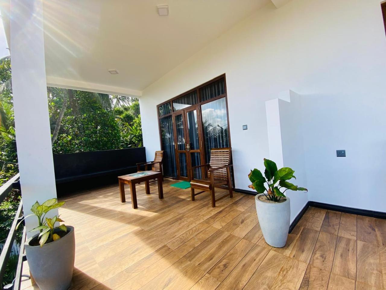 מיריסה The Wave'S Guest House מראה חיצוני תמונה