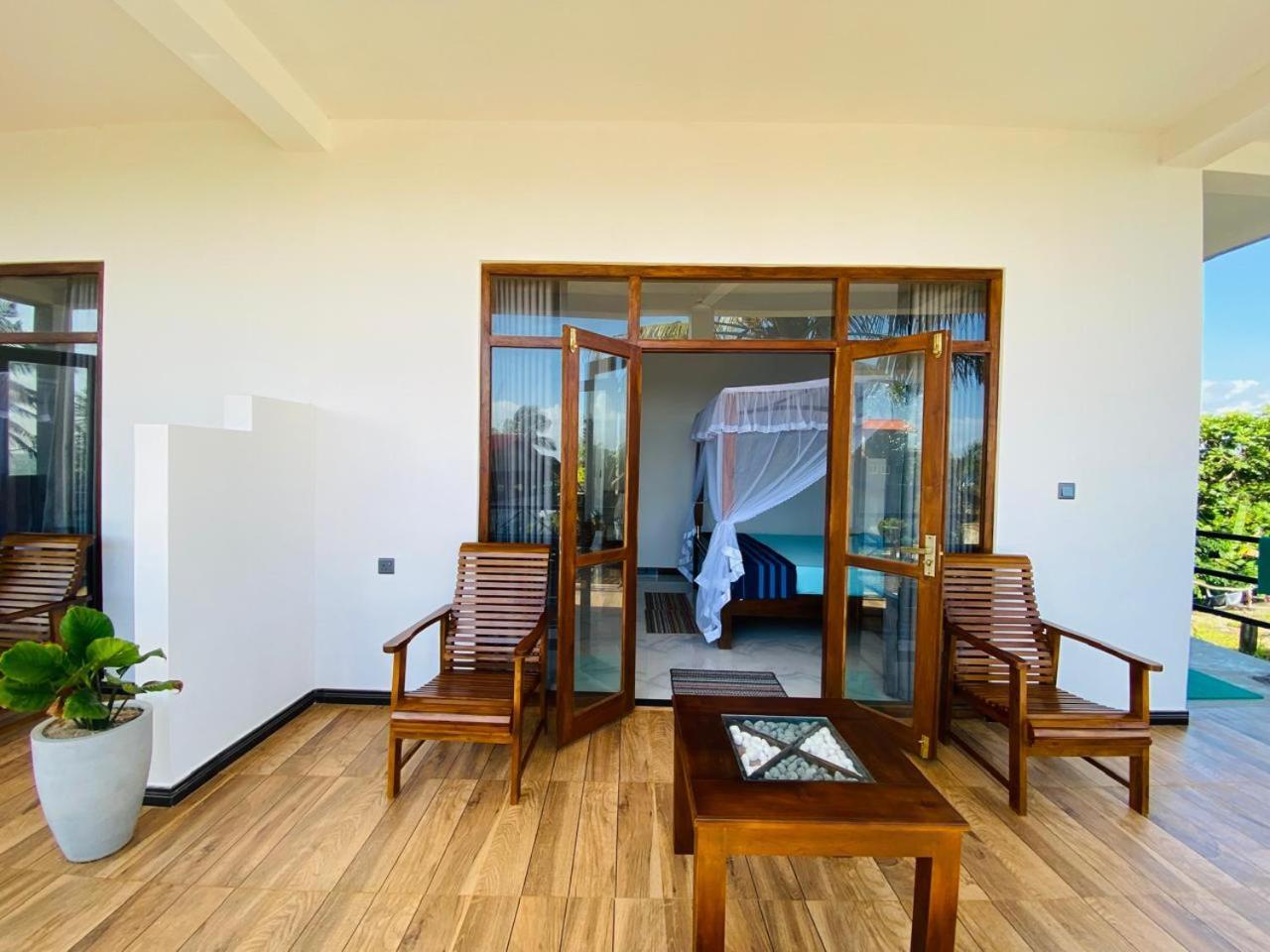 מיריסה The Wave'S Guest House מראה חיצוני תמונה