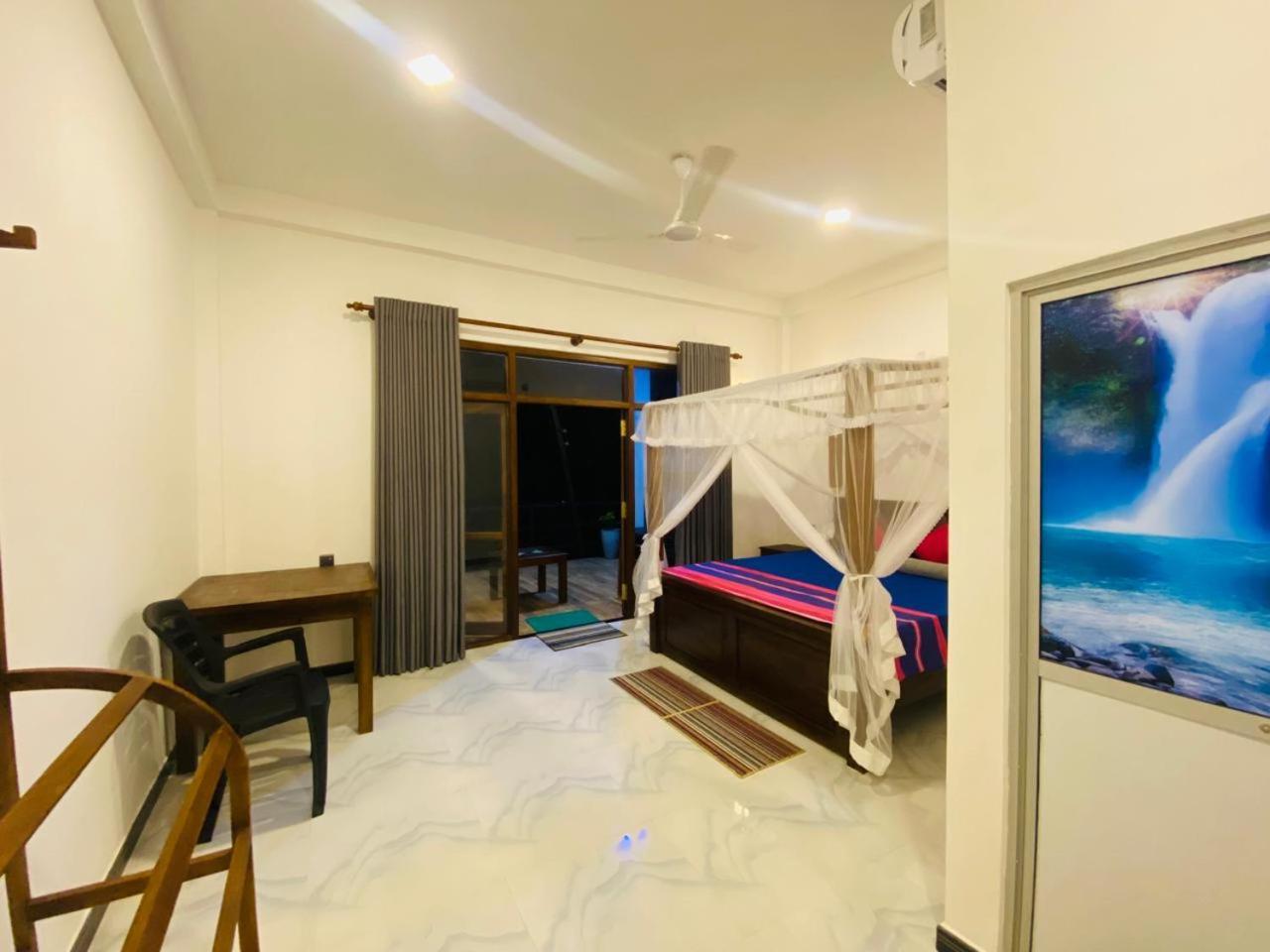 מיריסה The Wave'S Guest House מראה חיצוני תמונה