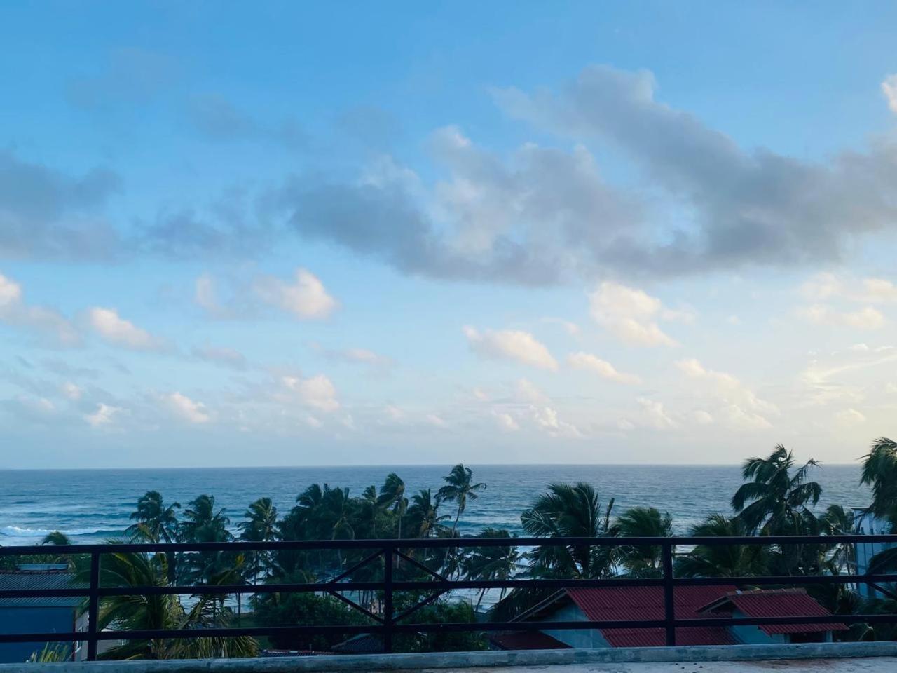 מיריסה The Wave'S Guest House מראה חיצוני תמונה