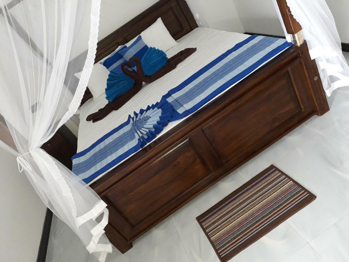 מיריסה The Wave'S Guest House מראה חיצוני תמונה